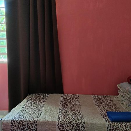 Villa Teratak Delisha -Musslim à Kampong Jemampar Extérieur photo