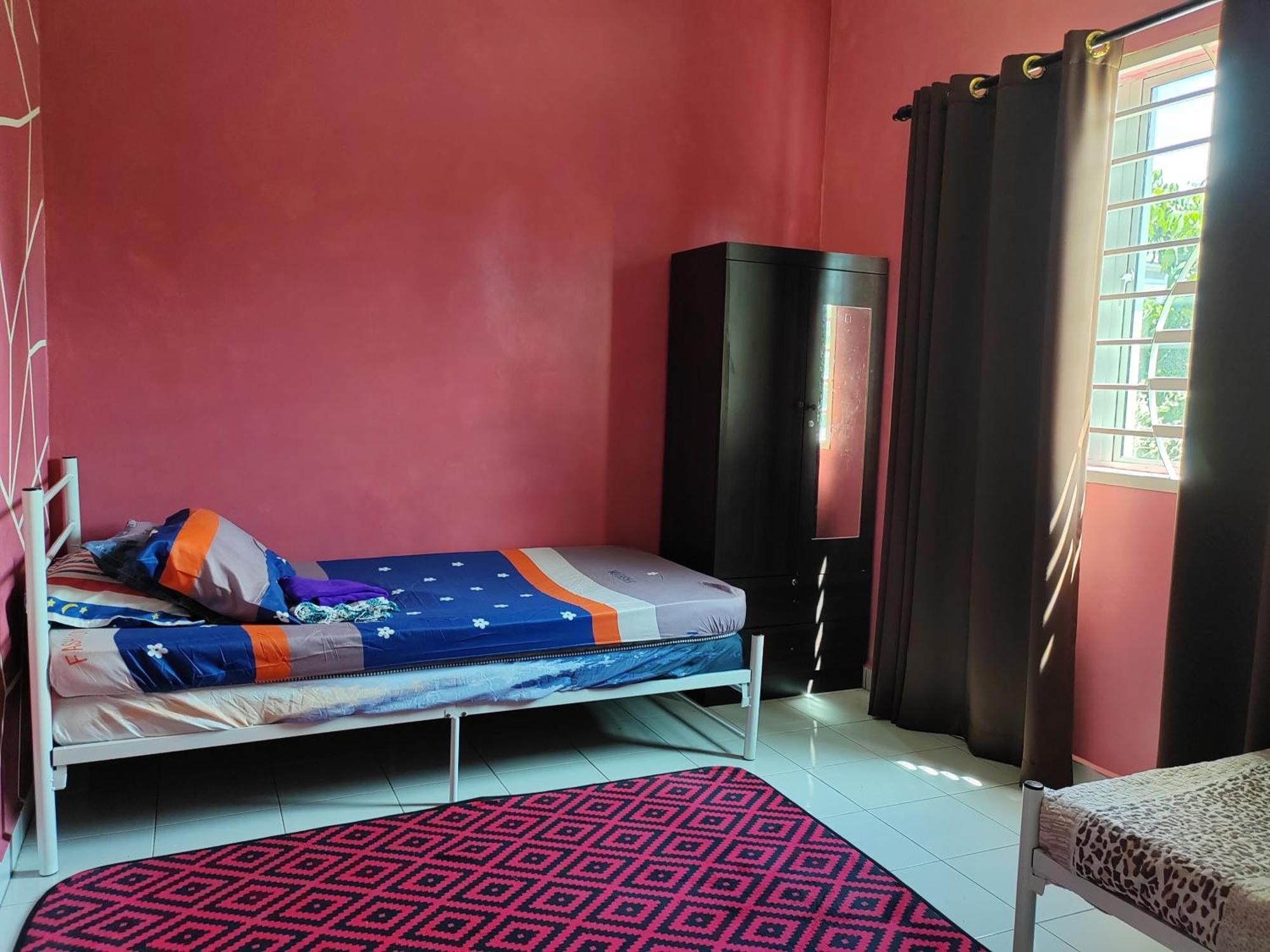 Villa Teratak Delisha -Musslim à Kampong Jemampar Extérieur photo